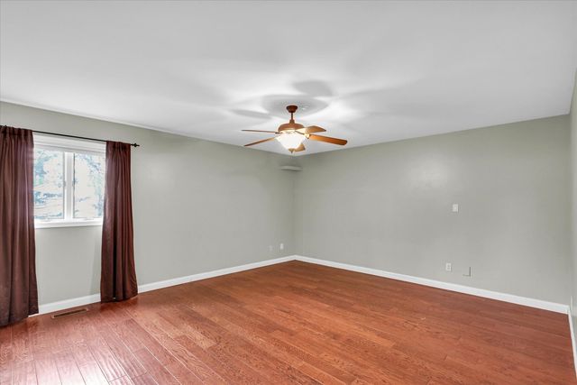 1644 County Road 200 Road, Seymour, IL 61875