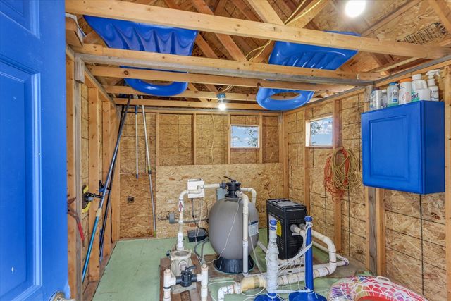 1644 County Road 200 Road, Seymour, IL 61875