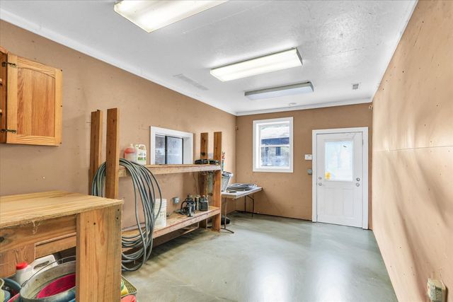 1644 County Road 200 Road, Seymour, IL 61875