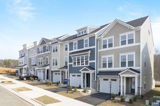 3046 FARROW CIR, Charlottesville, VA 22901