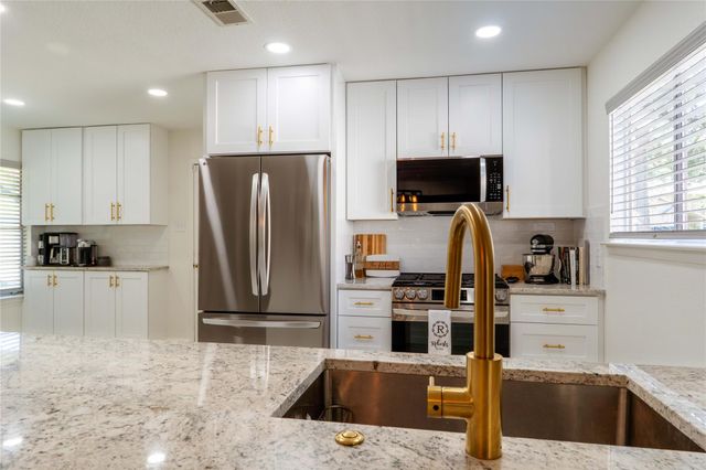 4500 Sarasota DR, Austin, TX 78749