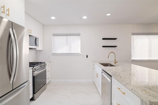 4500 Sarasota DR, Austin, TX 78749