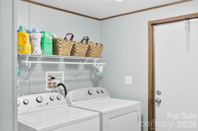 256 Inglewood Cove Road, Waynesville, NC 28786