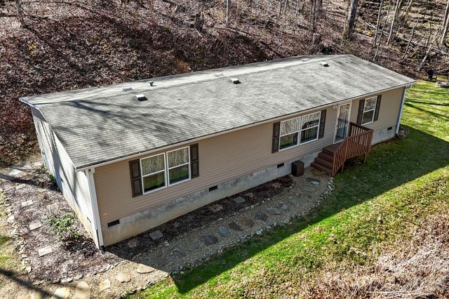 256 Inglewood Cove Road, Waynesville, NC 28786