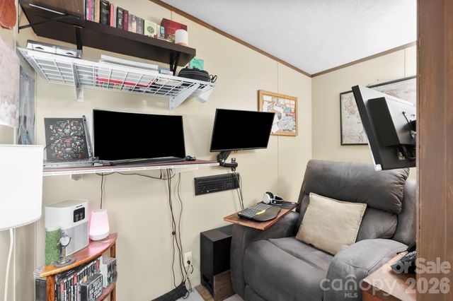 256 Inglewood Cove Road, Waynesville, NC 28786