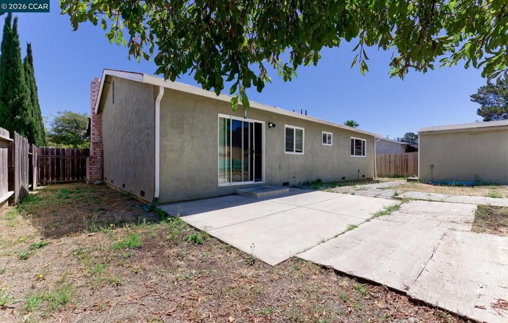 Image 18 of property listing at 154 Radcliffe Dr, Vallejo, CA 94589