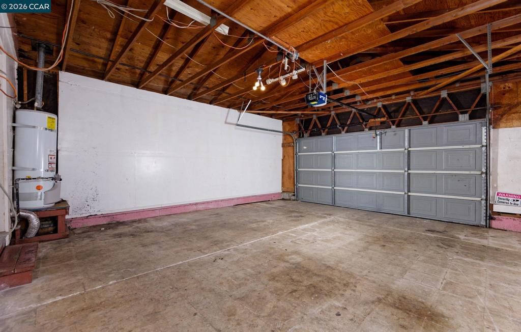 Image 24 of property listing at 154 Radcliffe Dr, Vallejo, CA 94589