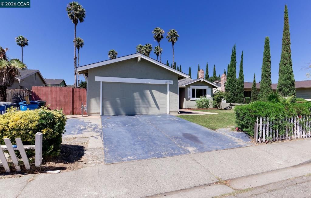 Image 3 of property listing at 154 Radcliffe Dr, Vallejo, CA 94589