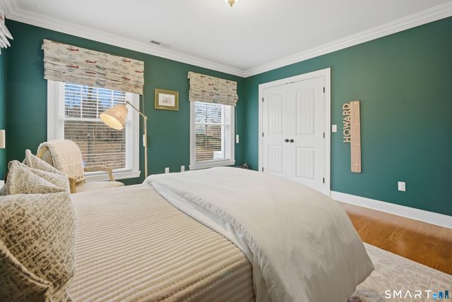 570 Unquowa Road, Fairfield, CT 06824