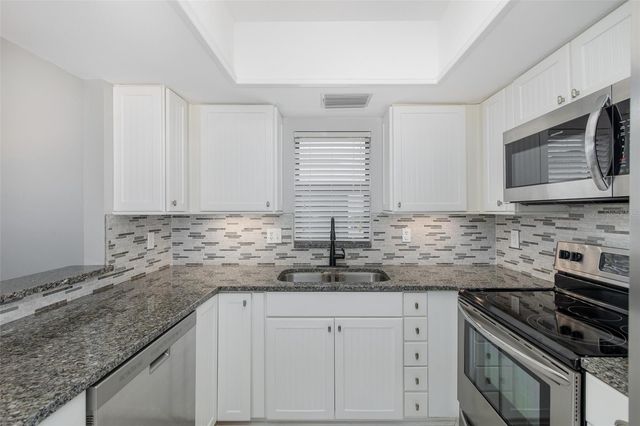 5508 SALEM SQUARE DRIVE S, Palm Harbor, FL 34685