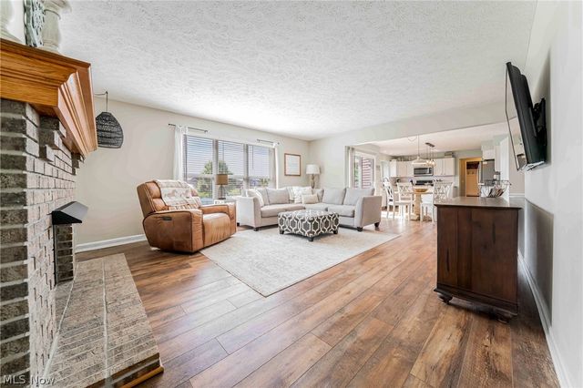 38327 Humphrey Circle, North Ridgeville, OH 44039