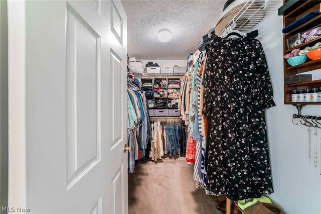 38327 Humphrey Circle, North Ridgeville, OH 44039