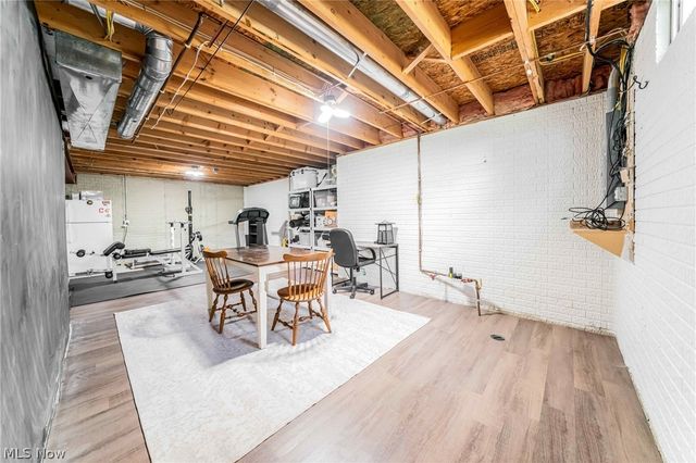 38327 Humphrey Circle, North Ridgeville, OH 44039