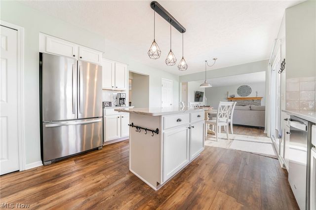 38327 Humphrey Circle, North Ridgeville, OH 44039