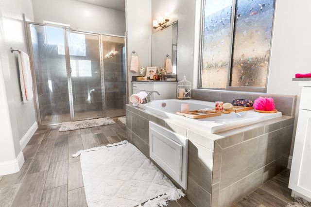 2785 N Armstrong Avenue, Fresno, CA 93727