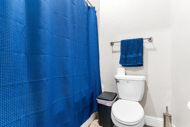 2785 N Armstrong Avenue, Fresno, CA 93727