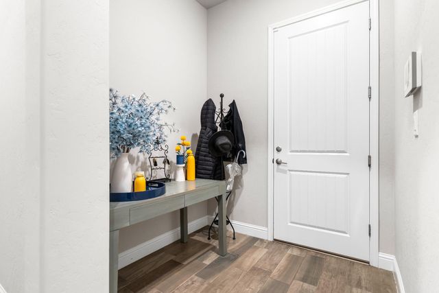 2785 N Armstrong Avenue, Fresno, CA 93727