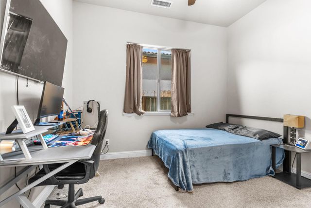 2785 N Armstrong Avenue, Fresno, CA 93727