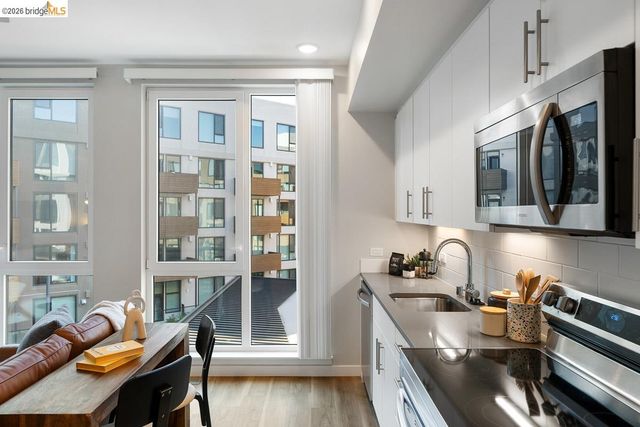 260 Brooklyn Basin Way 467, Oakland, CA 94606