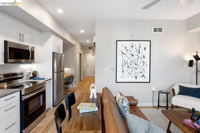 260 Brooklyn Basin Way 467, Oakland, CA 94606