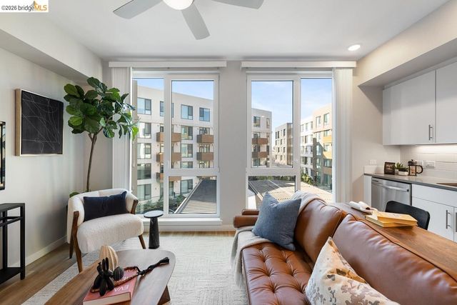 260 Brooklyn Basin Way 467, Oakland, CA 94606