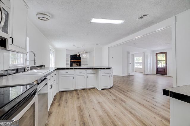 318 Samuel Smalls Sr Avenue, Guyton, GA 31312