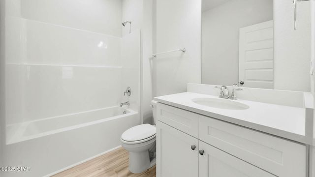 5152 Porter Way, Panama City, FL 32404