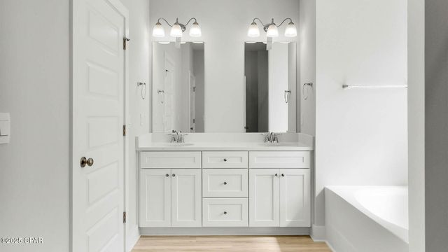 5152 Porter Way, Panama City, FL 32404