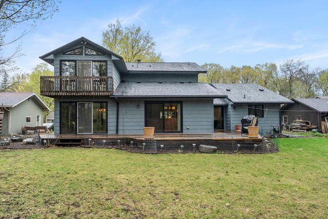 10725 34th Avenue N, Plymouth, MN 55441