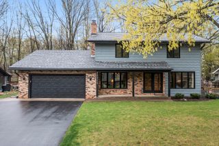 10725 34th Avenue N, Plymouth, MN 55441