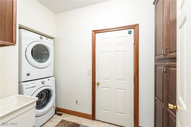 4830 Bradley Road, Westlake, OH 44145