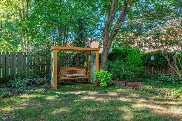 4830 Bradley Road, Westlake, OH 44145