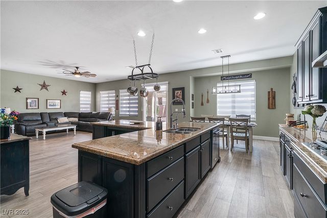 6524 Convinto Street, Las Vegas, NV 89131