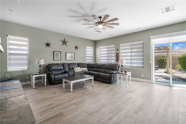 6524 Convinto Street, Las Vegas, NV 89131