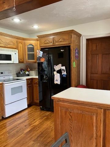 209 S Rush Street, Pleasant Hope, MO 65725