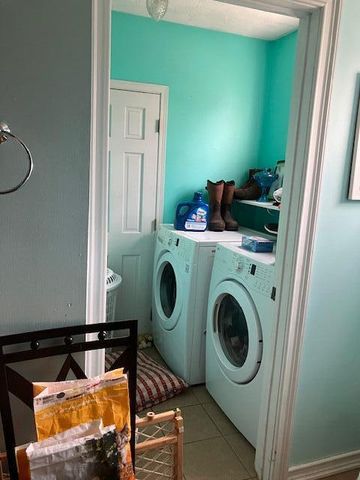 209 S Rush Street, Pleasant Hope, MO 65725