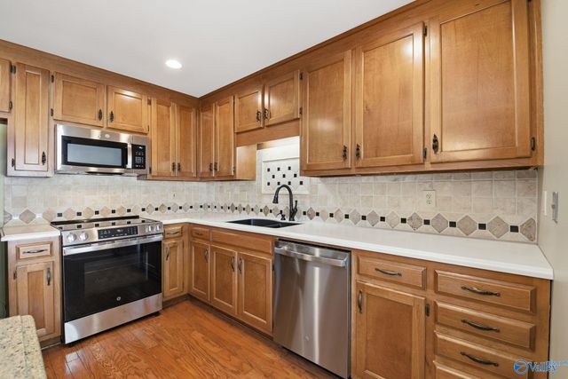 239 West Lake Circle, Madison, AL 35758