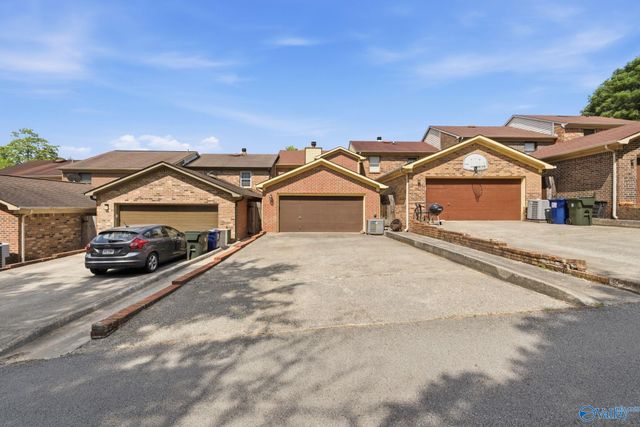 239 West Lake Circle, Madison, AL 35758