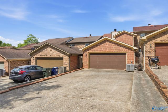 239 West Lake Circle, Madison, AL 35758