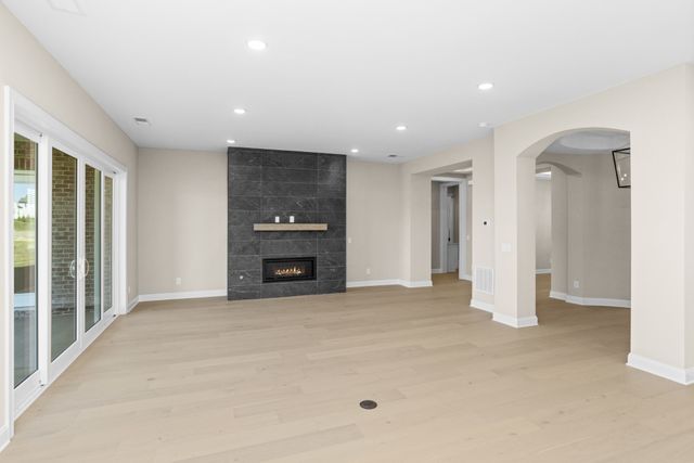 5955 Hunt Valley Drive, Spring Hill, TN 37174