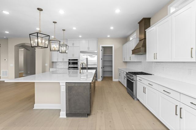 5955 Hunt Valley Drive, Spring Hill, TN 37174