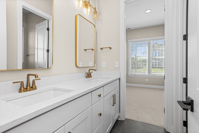 5955 Hunt Valley Drive, Spring Hill, TN 37174