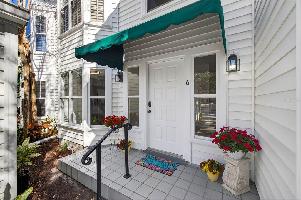 Image 2 of property listing at 5300 BAYSHORE BOULEVARD C6, Tampa, FL 33611