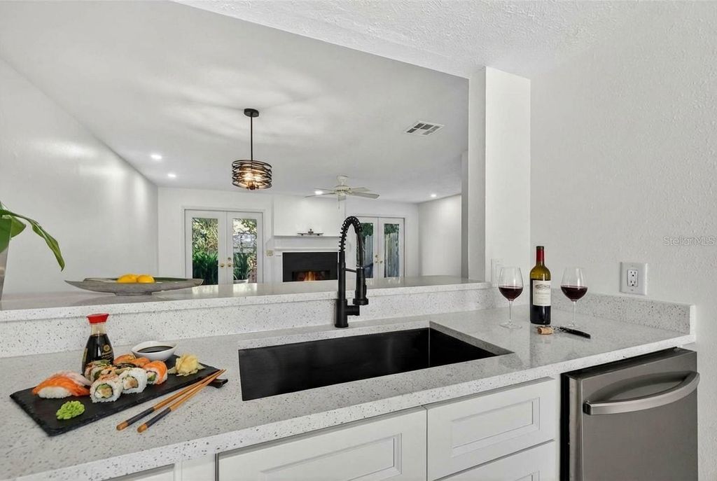 Image 12 of property listing at 5300 BAYSHORE BOULEVARD C6, Tampa, FL 33611