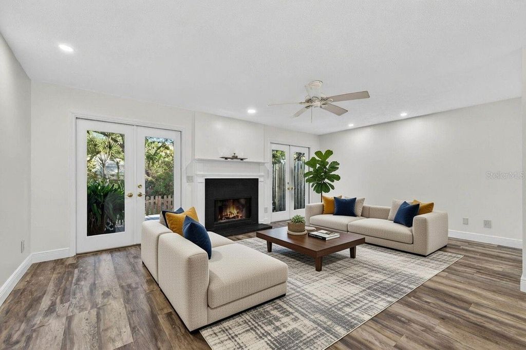 Image 5 of property listing at 5300 BAYSHORE BOULEVARD C6, Tampa, FL 33611