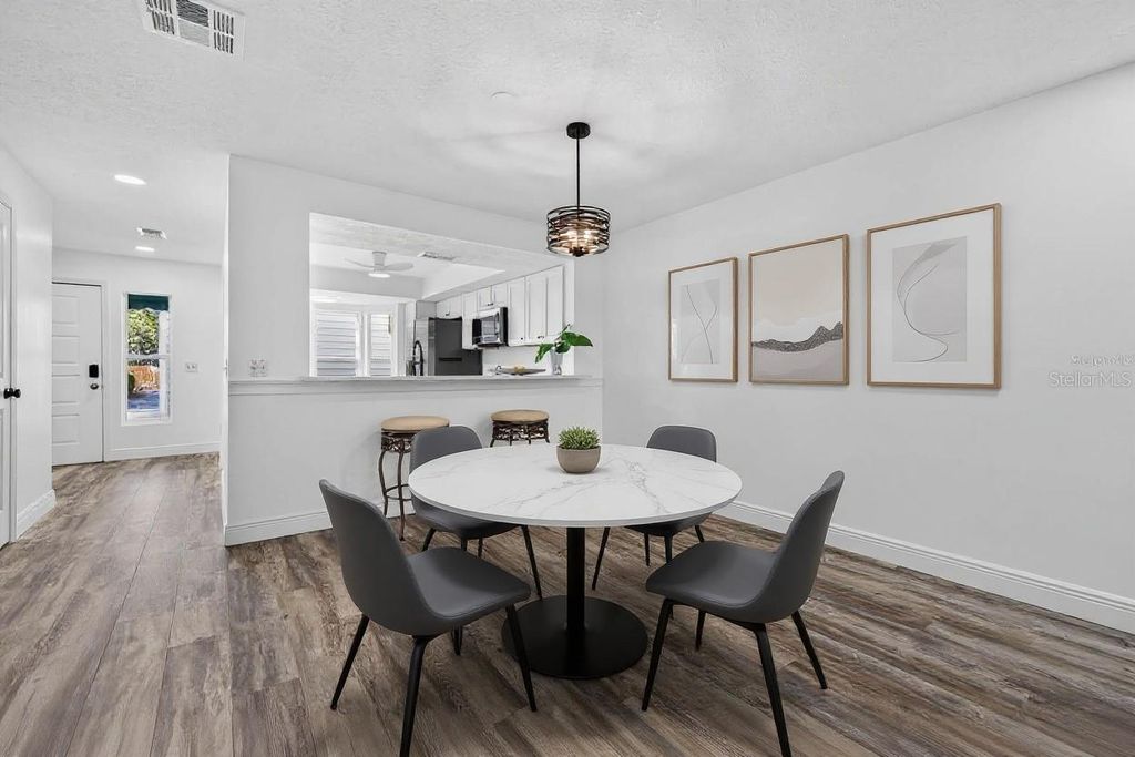 Image 7 of property listing at 5300 BAYSHORE BOULEVARD C6, Tampa, FL 33611