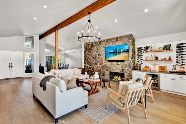 1016 Castlegate Lane, North Tustin, CA 92705