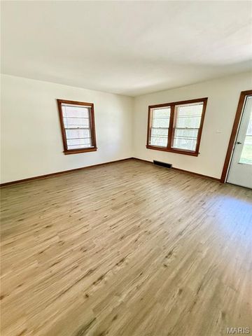 1308 CASEYVILLE Avenue, Swansea, IL 62226