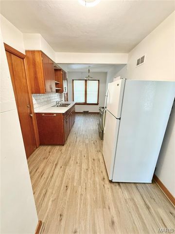 1308 CASEYVILLE Avenue, Swansea, IL 62226