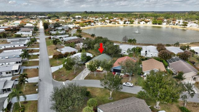 9042 SW Caprice Circle, Stuart, FL 34997